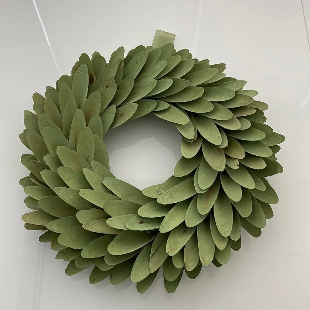 Green Garland 🍃